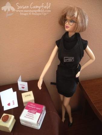 Elf on the shelf stamping with demonstrator Barbie2-imp