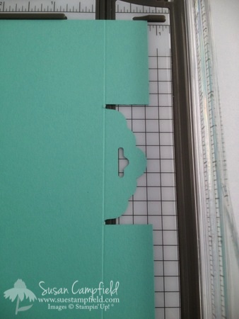 Scallop Tag Topper Tutorial08-imp