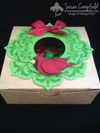 Cardinal Wreath Christmas Box with Floral Frames Framelits Daydreams Medallions and Bird Builder Punch1-imp